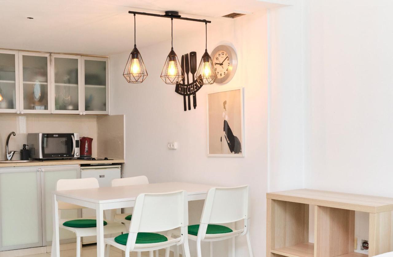 Sunny Sea View Studio Apartamento Herzelia Exterior foto