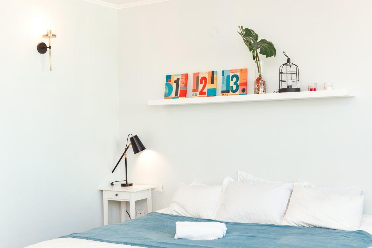 Sunny Sea View Studio Apartamento Herzelia Exterior foto