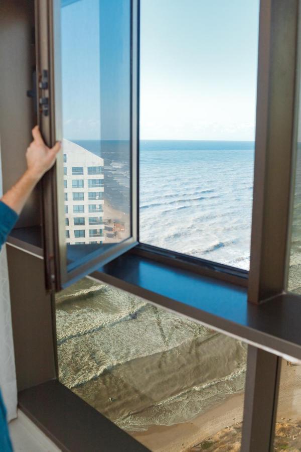 Sunny Sea View Studio Apartamento Herzelia Exterior foto