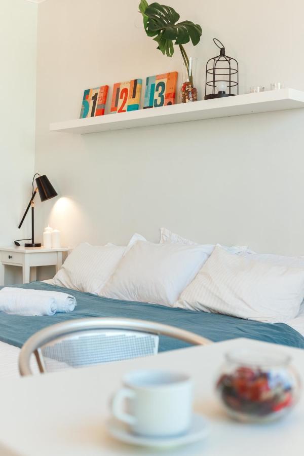 Sunny Sea View Studio Apartamento Herzelia Exterior foto